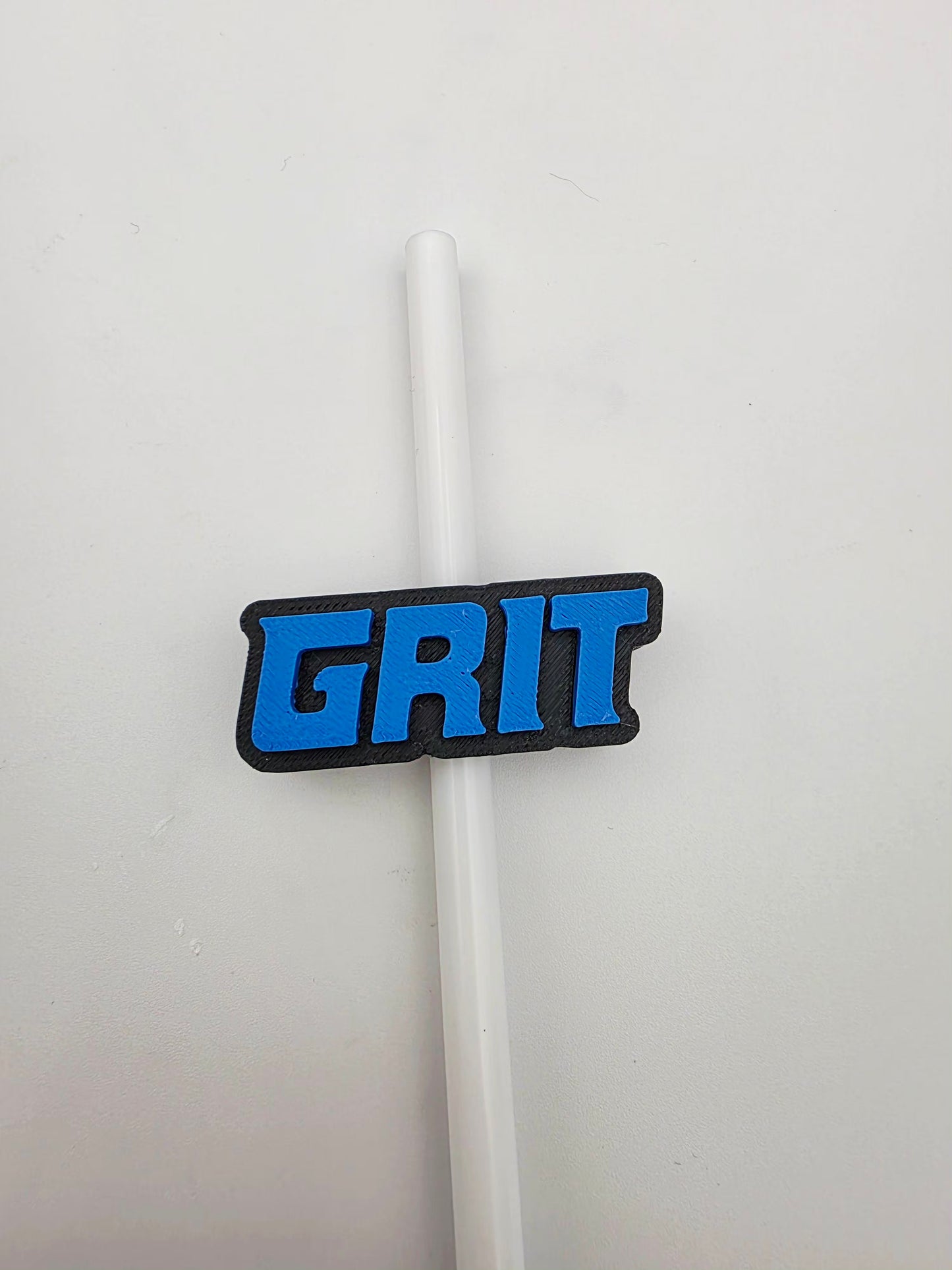 Grit strawtopper