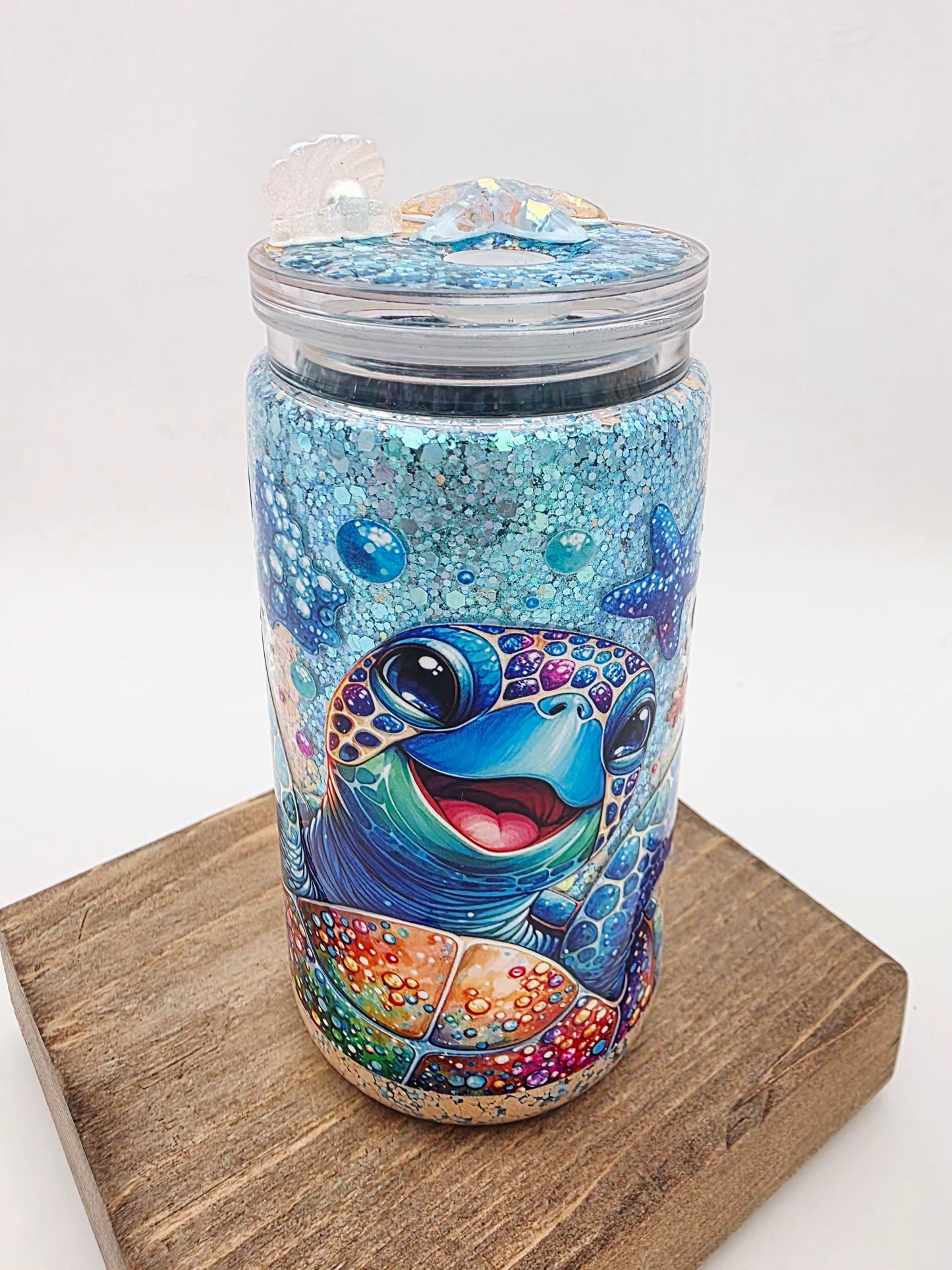 Pre-made 16oz acrylic snowglobe