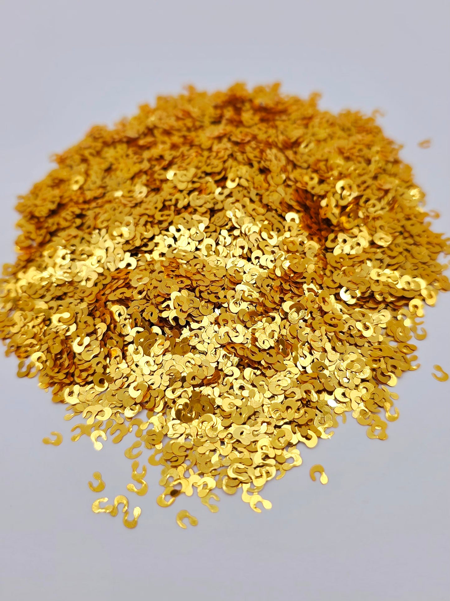 Gold Leppard spots Shape Glitter