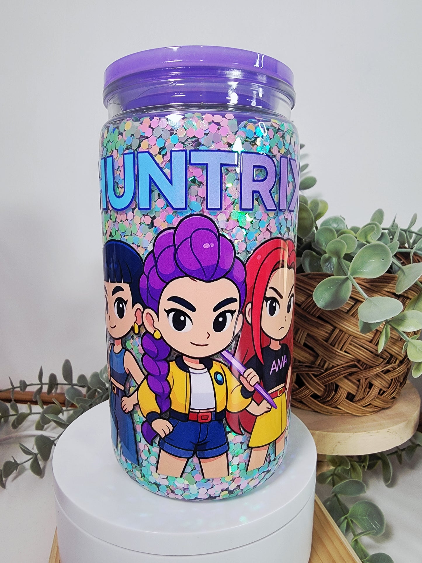 Pre-made 16oz acrylic snowglobe