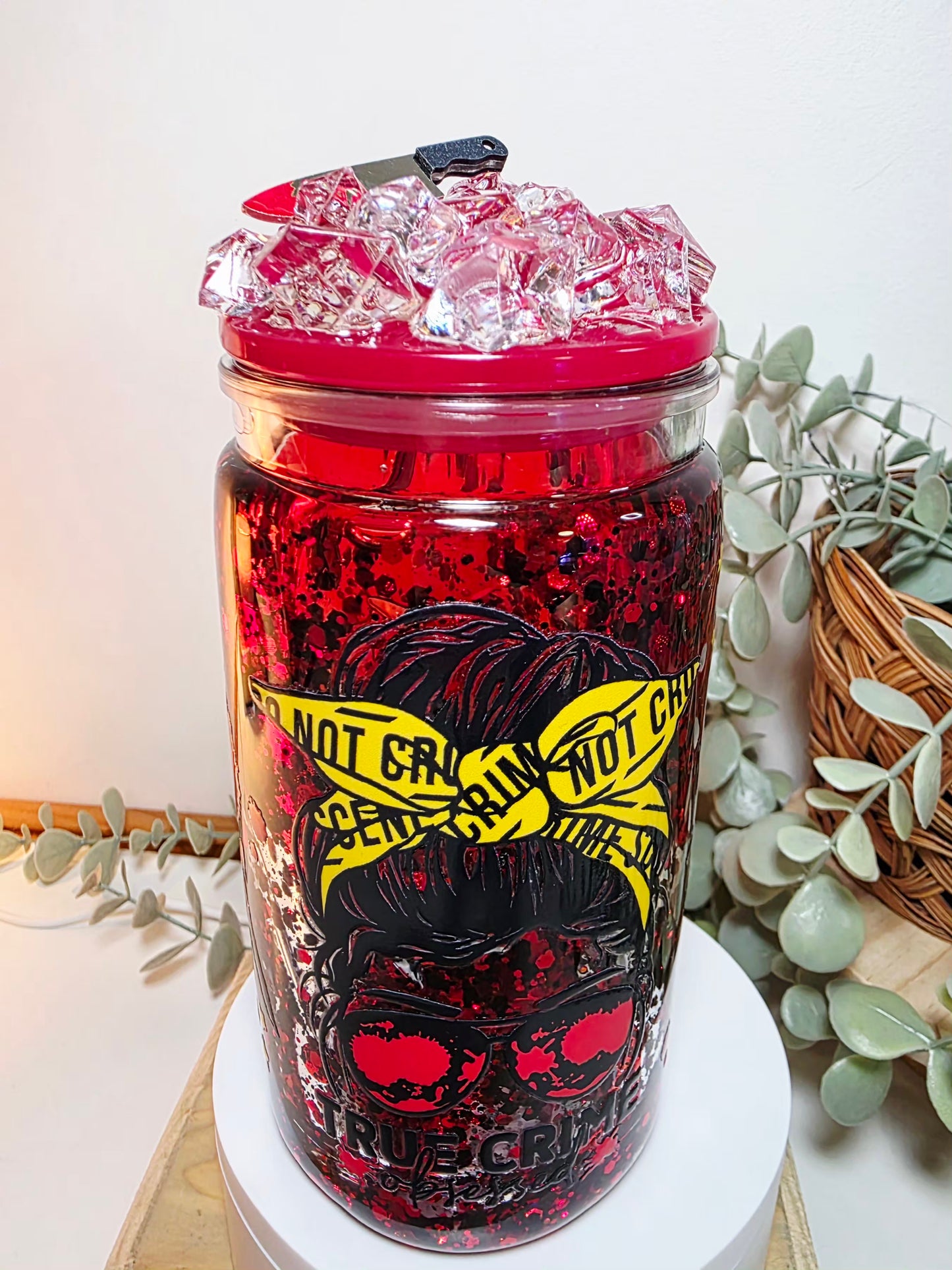 Pre-made 16oz acrylic snowglobe