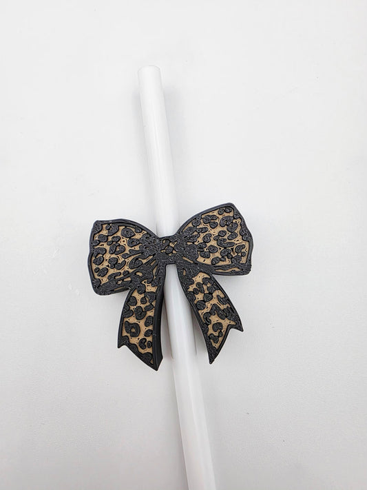 Leppard bow strawtopper