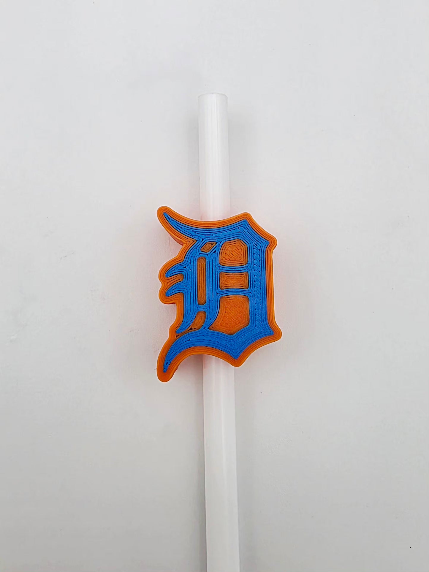 Detroit strawtopper