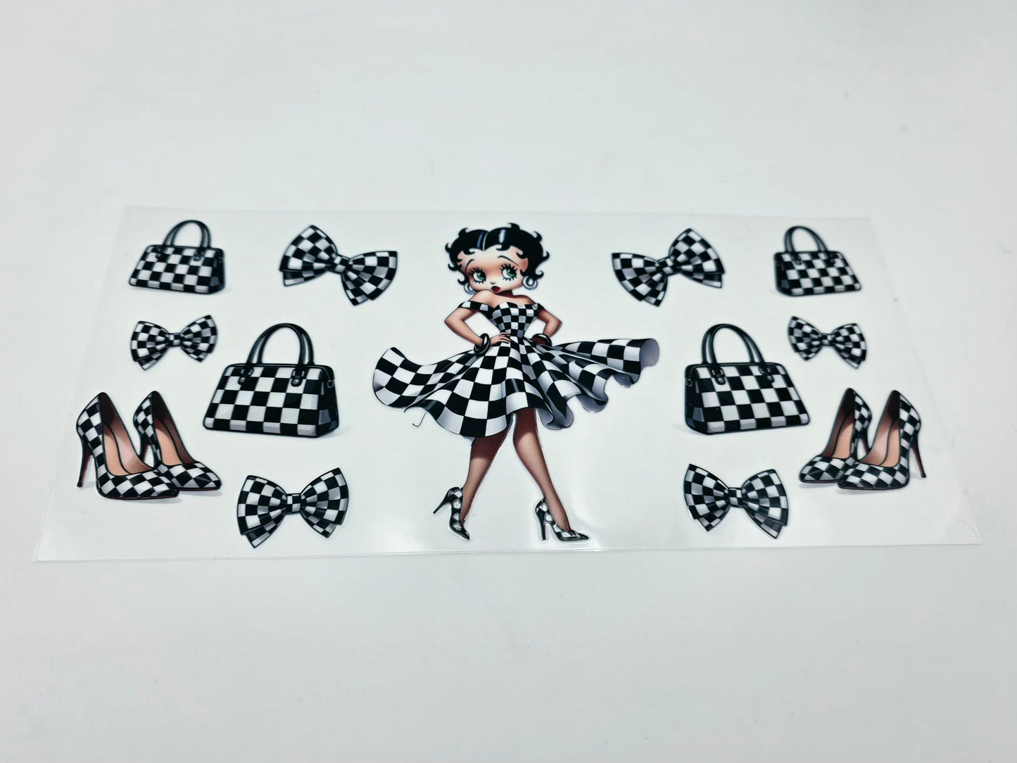 E18- Cup Wrap